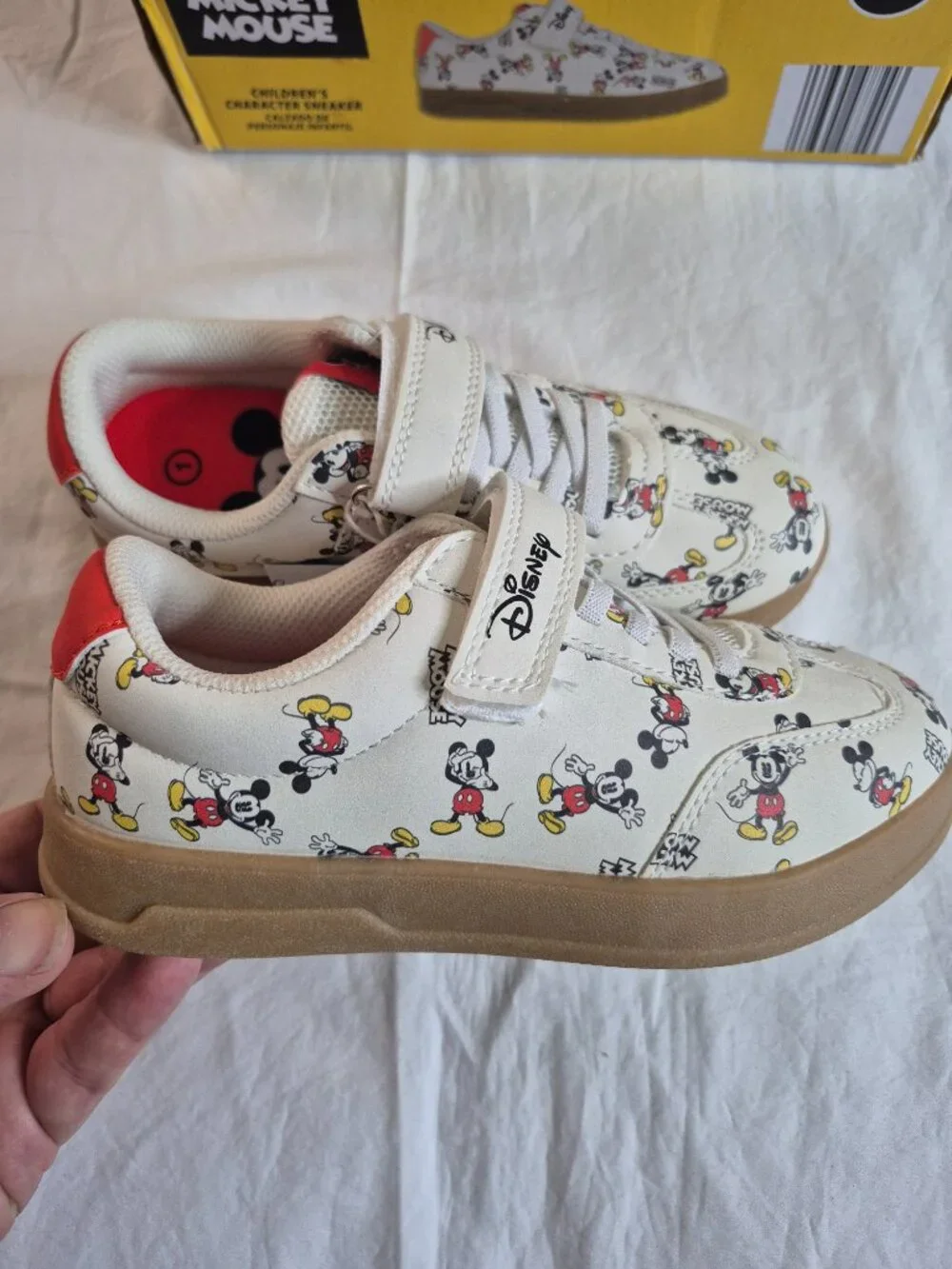 Disney Mickey And Friends Children’s Character Sneakers Size: 1,  NWB